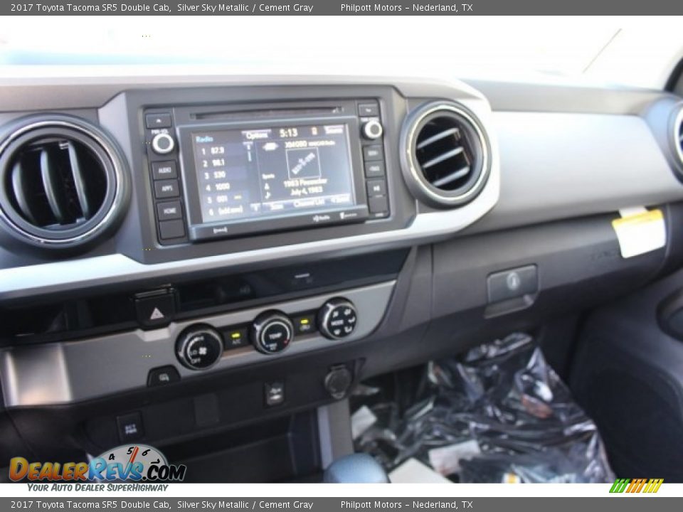 2017 Toyota Tacoma SR5 Double Cab Silver Sky Metallic / Cement Gray Photo #11