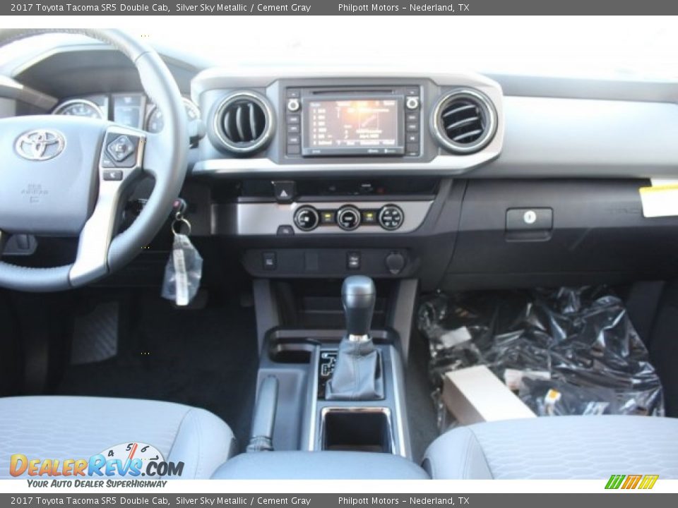 2017 Toyota Tacoma SR5 Double Cab Silver Sky Metallic / Cement Gray Photo #23