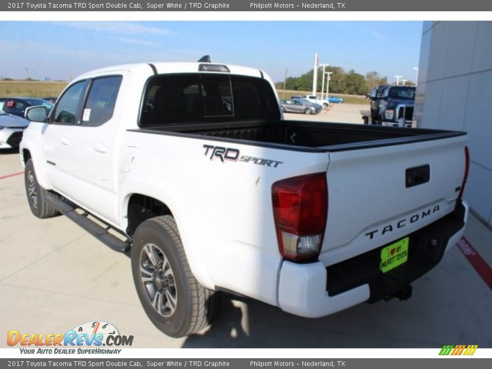 2017 Toyota Tacoma TRD Sport Double Cab Super White / TRD Graphite Photo #6