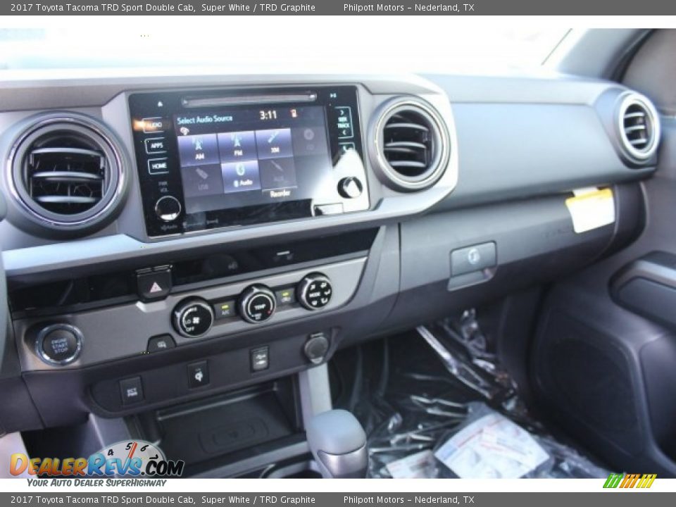 2017 Toyota Tacoma TRD Sport Double Cab Super White / TRD Graphite Photo #11
