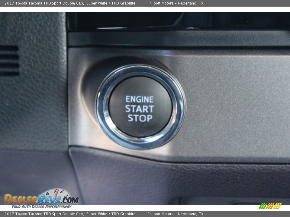 2017 Toyota Tacoma TRD Sport Double Cab Super White / TRD Graphite Photo #13