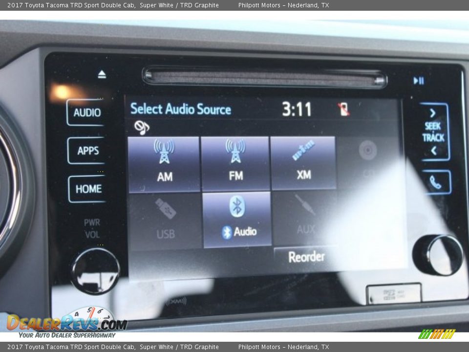 2017 Toyota Tacoma TRD Sport Double Cab Super White / TRD Graphite Photo #15