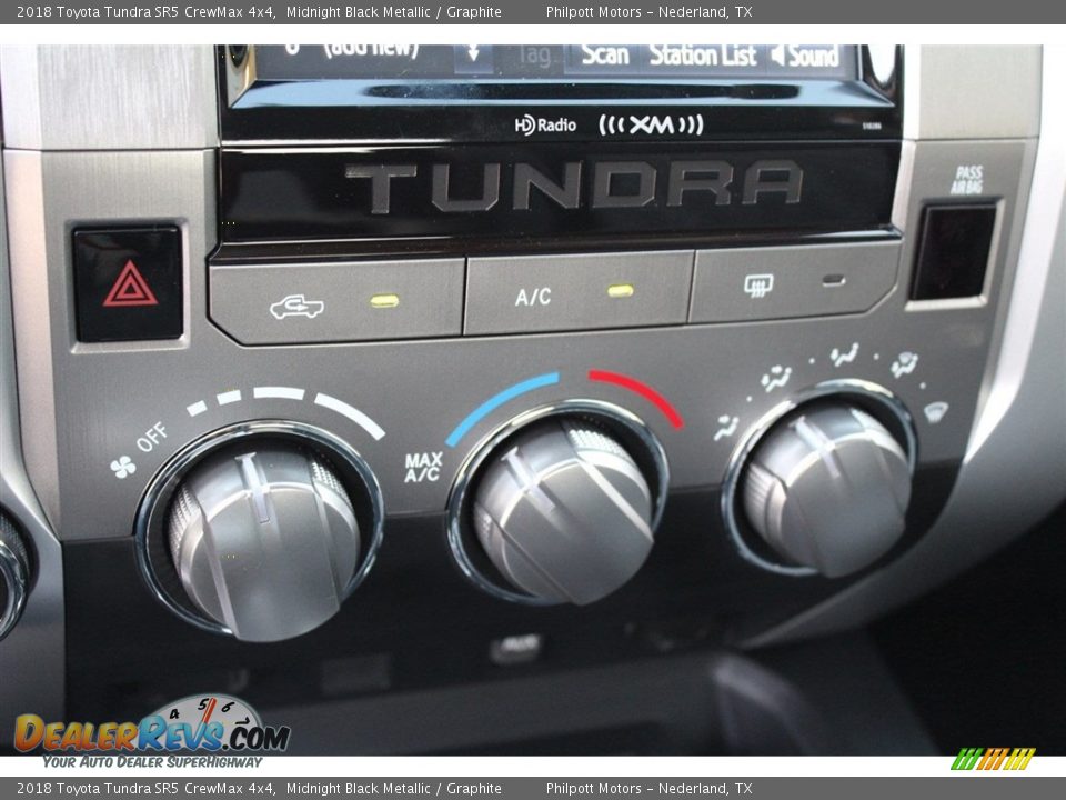 2018 Toyota Tundra SR5 CrewMax 4x4 Midnight Black Metallic / Graphite Photo #16
