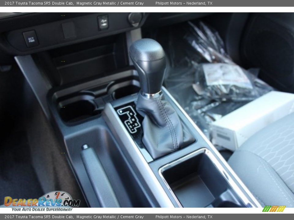 2017 Toyota Tacoma SR5 Double Cab Magnetic Gray Metallic / Cement Gray Photo #12