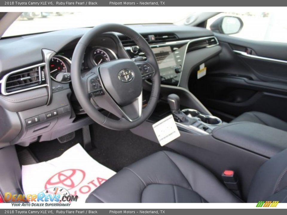 2018 Toyota Camry XLE V6 Ruby Flare Pearl / Black Photo #10