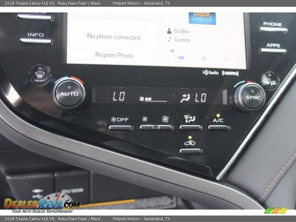 2018 Toyota Camry XLE V6 Ruby Flare Pearl / Black Photo #14