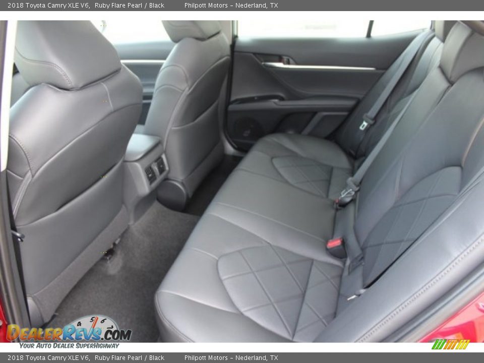 2018 Toyota Camry XLE V6 Ruby Flare Pearl / Black Photo #28