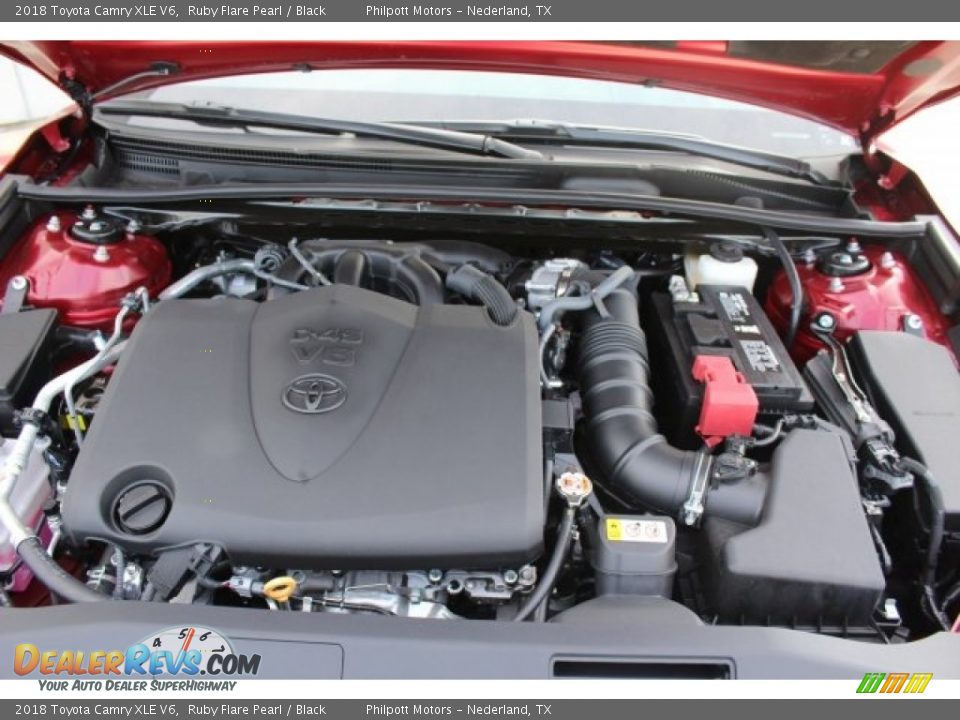 2018 Toyota Camry XLE V6 Ruby Flare Pearl / Black Photo #32