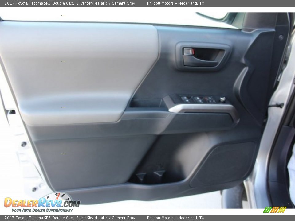 2017 Toyota Tacoma SR5 Double Cab Silver Sky Metallic / Cement Gray Photo #8
