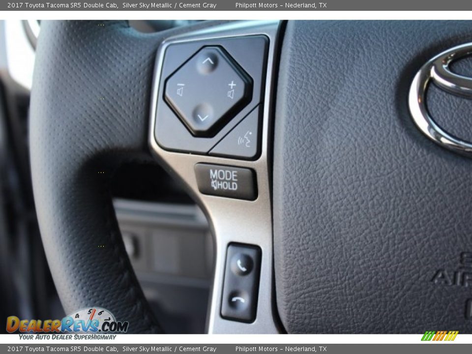 2017 Toyota Tacoma SR5 Double Cab Silver Sky Metallic / Cement Gray Photo #17