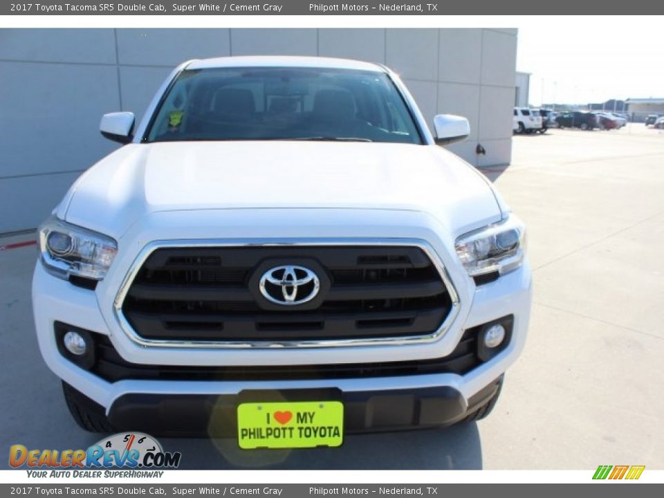 2017 Toyota Tacoma SR5 Double Cab Super White / Cement Gray Photo #2