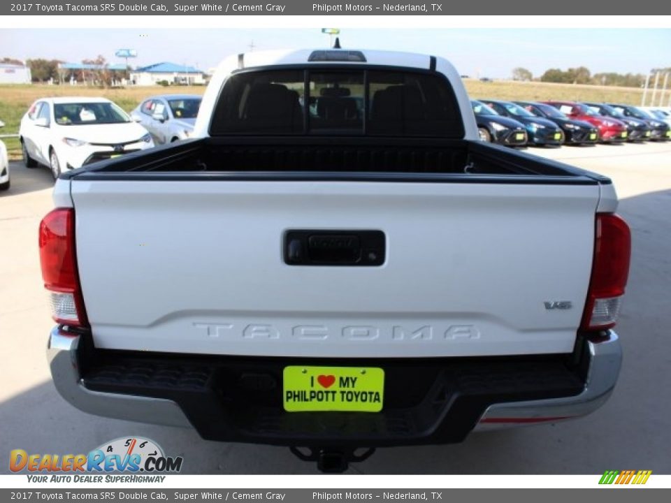 2017 Toyota Tacoma SR5 Double Cab Super White / Cement Gray Photo #7