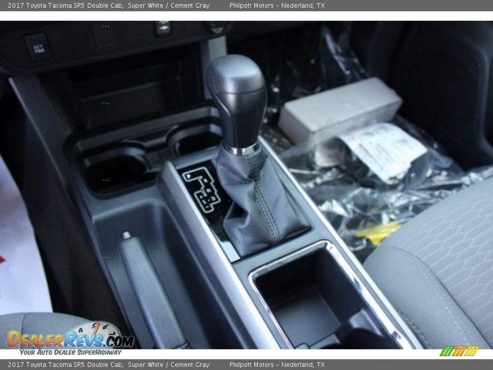 2017 Toyota Tacoma SR5 Double Cab Super White / Cement Gray Photo #12