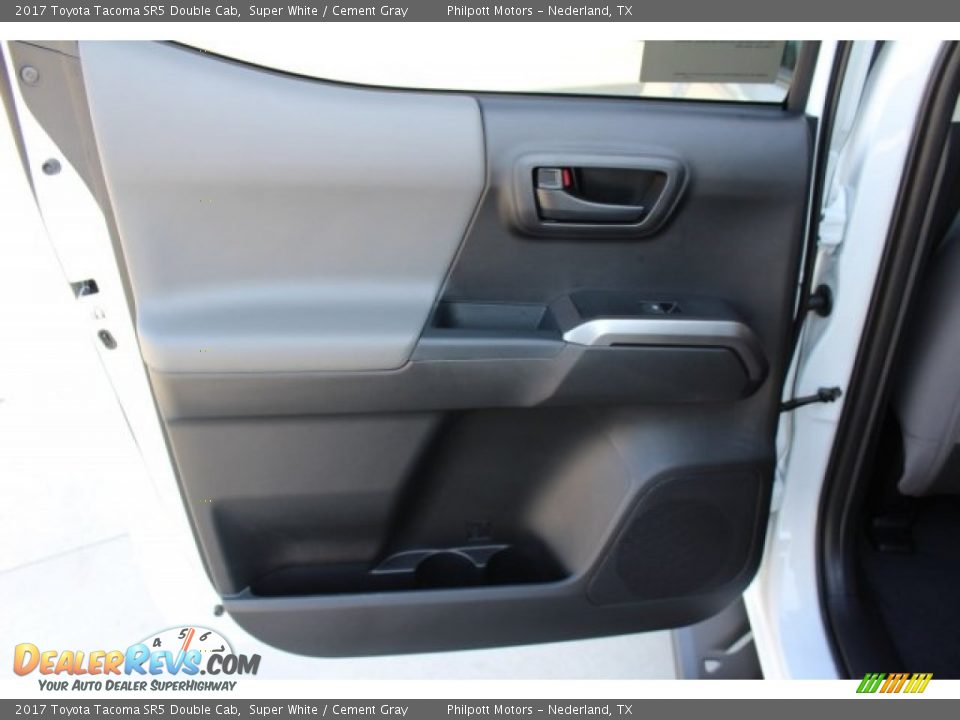 2017 Toyota Tacoma SR5 Double Cab Super White / Cement Gray Photo #20
