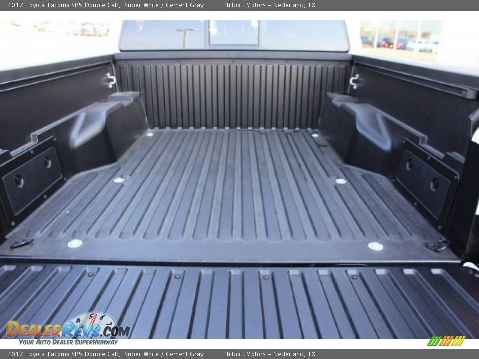 2017 Toyota Tacoma SR5 Double Cab Super White / Cement Gray Photo #25
