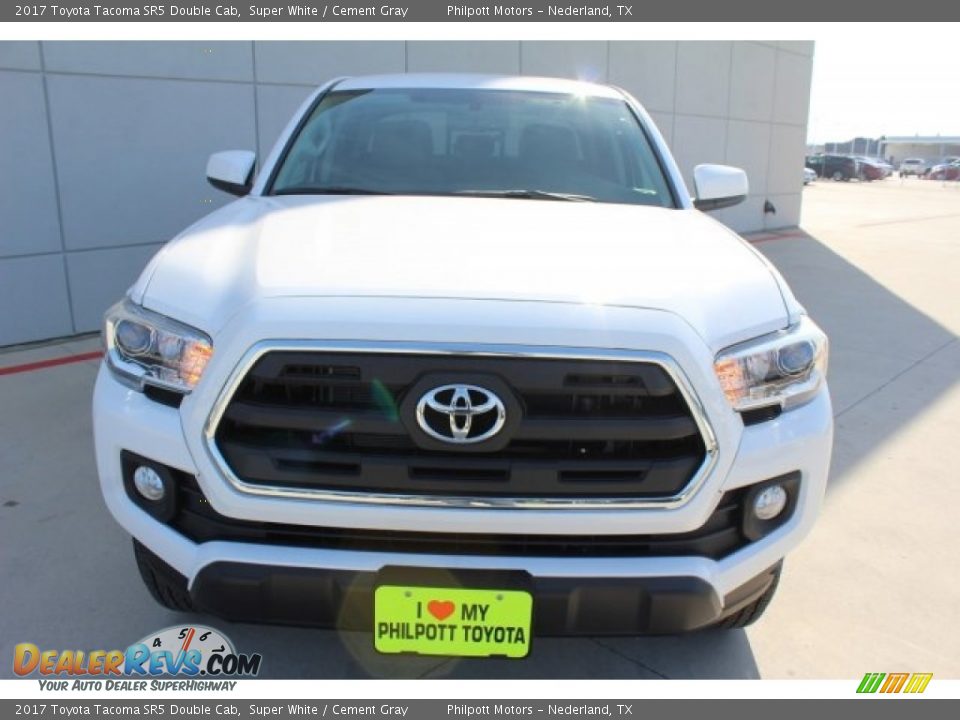 2017 Toyota Tacoma SR5 Double Cab Super White / Cement Gray Photo #2