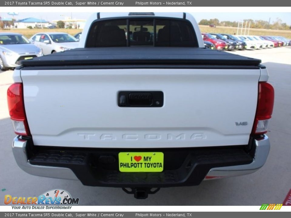 2017 Toyota Tacoma SR5 Double Cab Super White / Cement Gray Photo #7