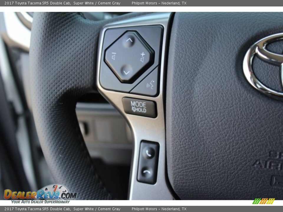 2017 Toyota Tacoma SR5 Double Cab Super White / Cement Gray Photo #17