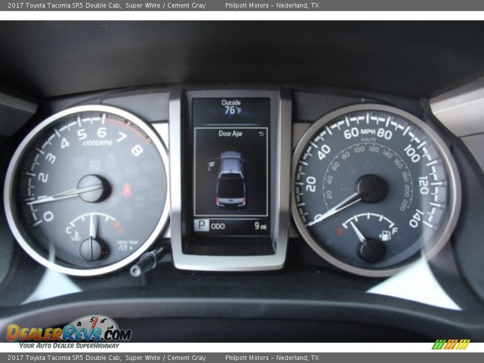 2017 Toyota Tacoma SR5 Double Cab Super White / Cement Gray Photo #28