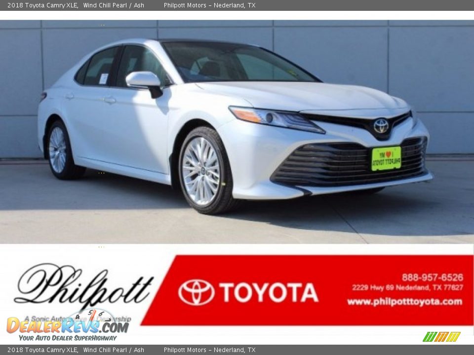 2018 Toyota Camry XLE Wind Chill Pearl / Ash Photo #1