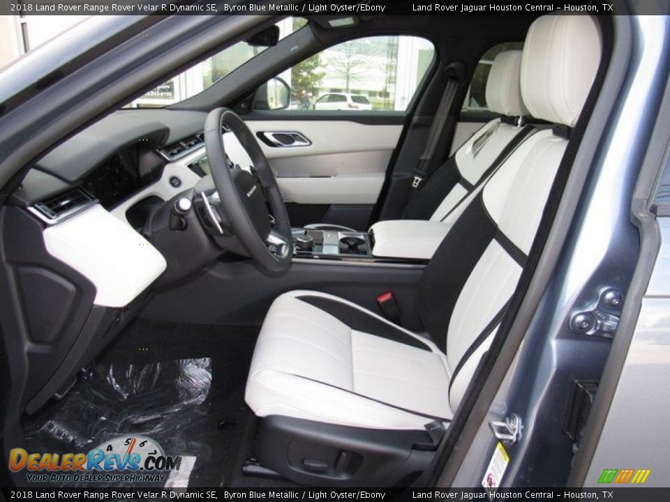 Light Oyster/Ebony Interior - 2018 Land Rover Range Rover Velar R Dynamic SE Photo #3