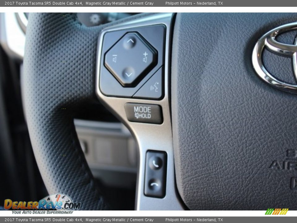2017 Toyota Tacoma SR5 Double Cab 4x4 Magnetic Gray Metallic / Cement Gray Photo #17