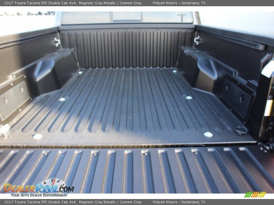 2017 Toyota Tacoma SR5 Double Cab 4x4 Magnetic Gray Metallic / Cement Gray Photo #25