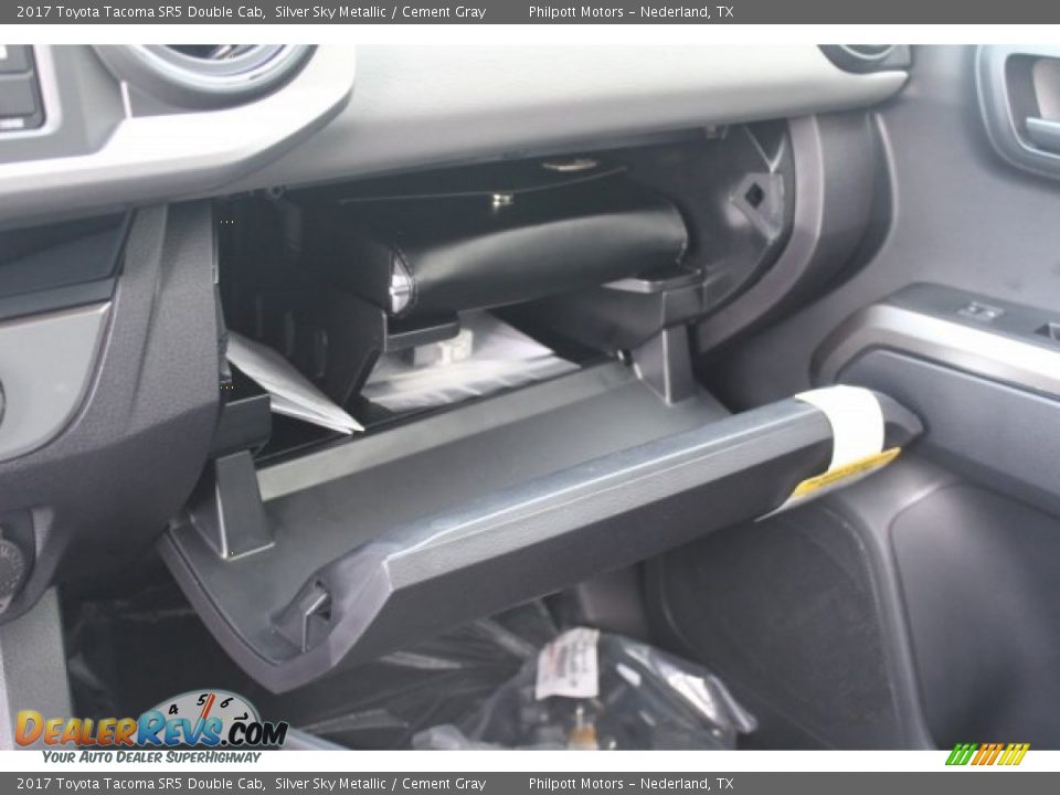 2017 Toyota Tacoma SR5 Double Cab Silver Sky Metallic / Cement Gray Photo #17