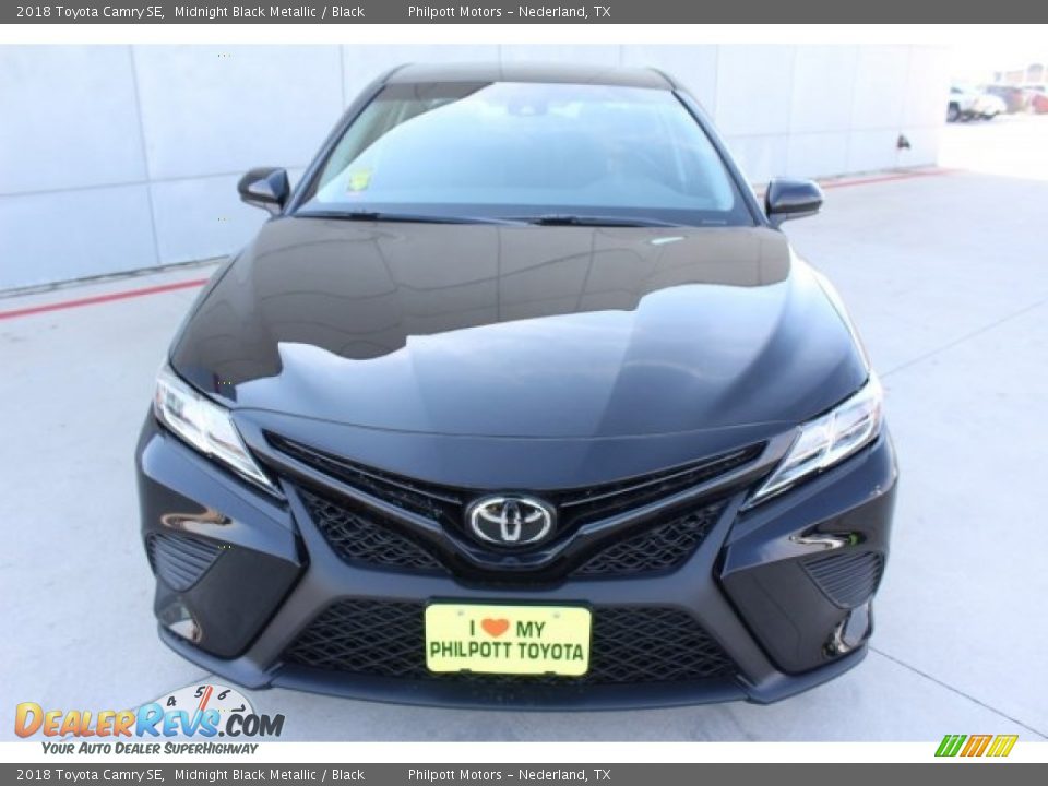 2018 Toyota Camry SE Midnight Black Metallic / Black Photo #2