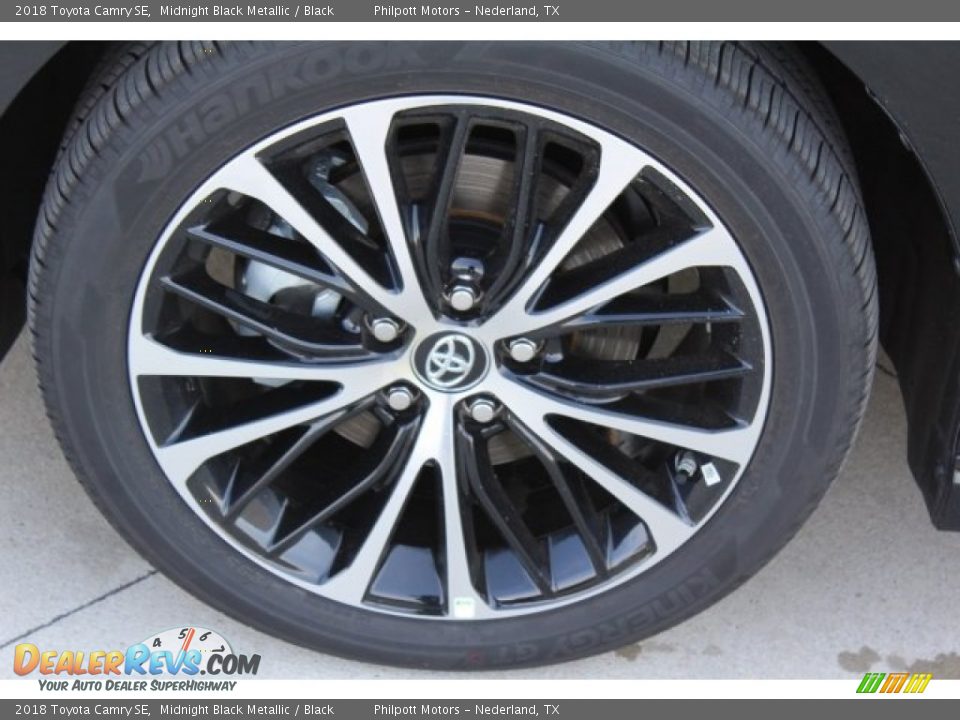 2018 Toyota Camry SE Midnight Black Metallic / Black Photo #4