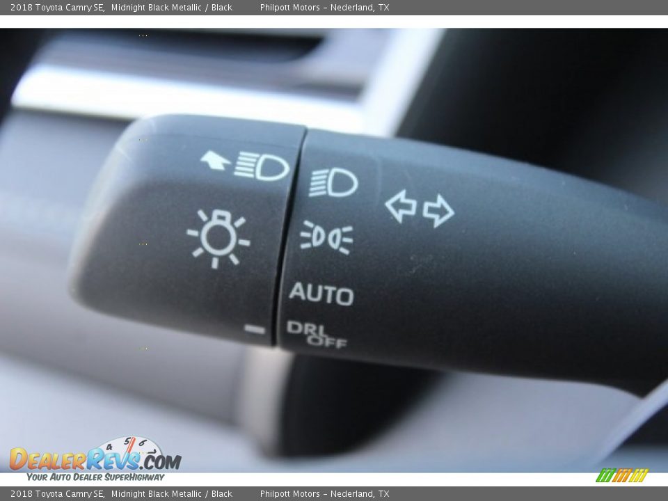 2018 Toyota Camry SE Midnight Black Metallic / Black Photo #21