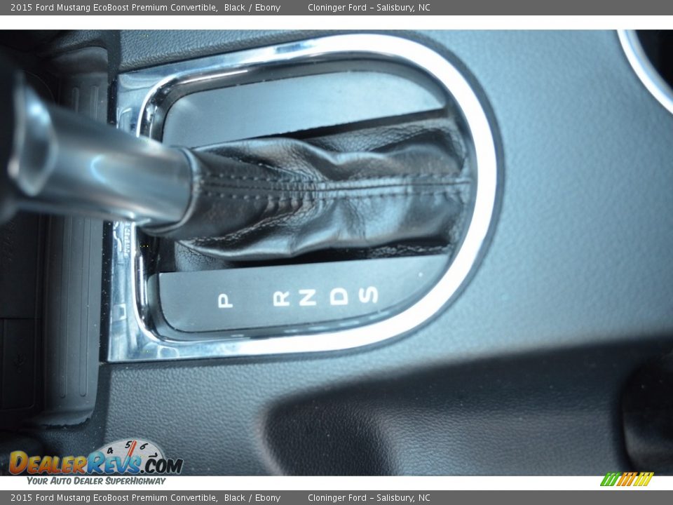 2015 Ford Mustang EcoBoost Premium Convertible Black / Ebony Photo #17