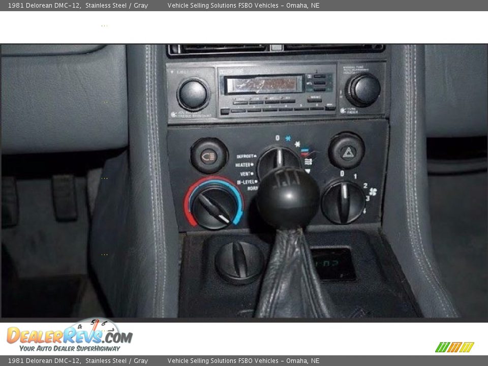 Controls of 1981 Delorean DMC-12  Photo #1