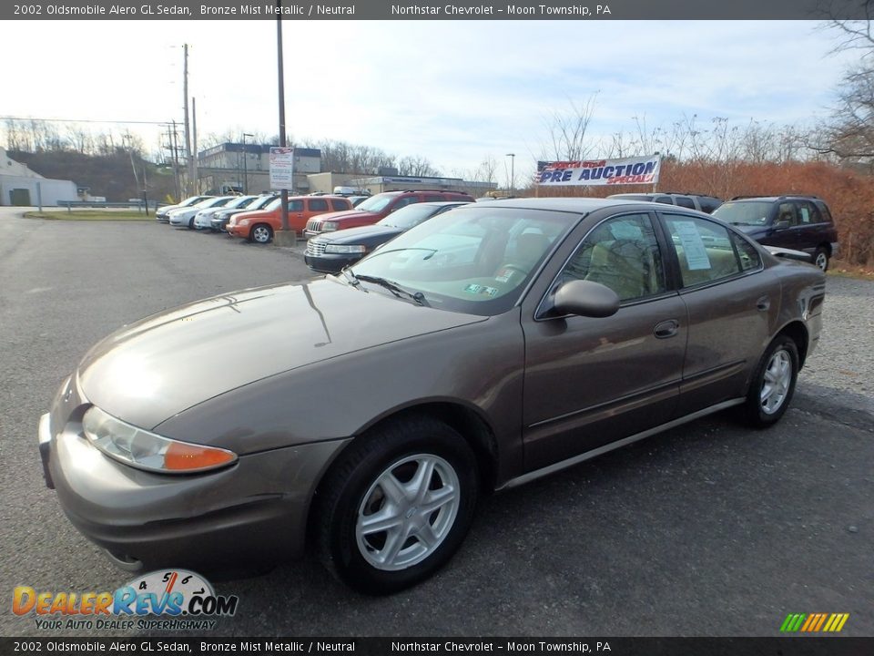 2002 Oldsmobile Alero GL Sedan Bronze Mist Metallic / Neutral Photo #1