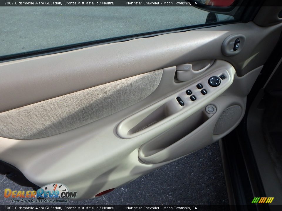 2002 Oldsmobile Alero GL Sedan Bronze Mist Metallic / Neutral Photo #11