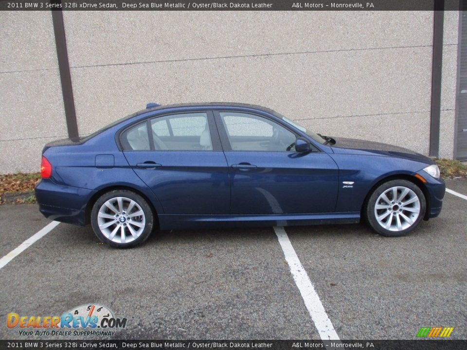 2011 BMW 3 Series 328i xDrive Sedan Deep Sea Blue Metallic / Oyster/Black Dakota Leather Photo #2