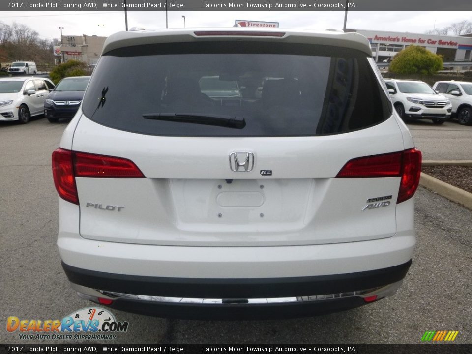 2017 Honda Pilot Touring AWD White Diamond Pearl / Beige Photo #3