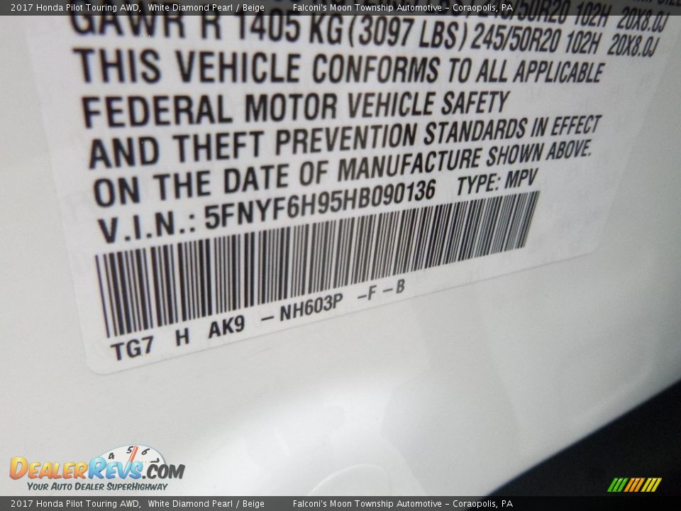 2017 Honda Pilot Touring AWD White Diamond Pearl / Beige Photo #11