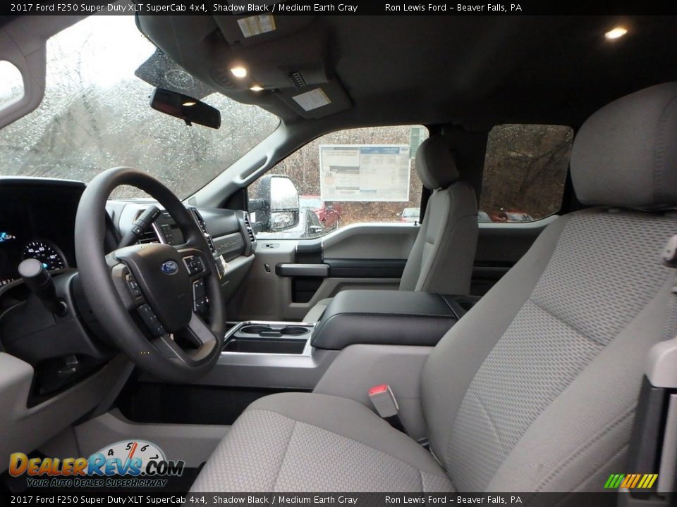 2017 Ford F250 Super Duty XLT SuperCab 4x4 Shadow Black / Medium Earth Gray Photo #10