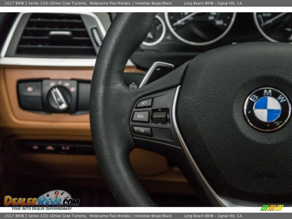 Controls of 2017 BMW 3 Series 330i xDrive Gran Turismo Photo #13
