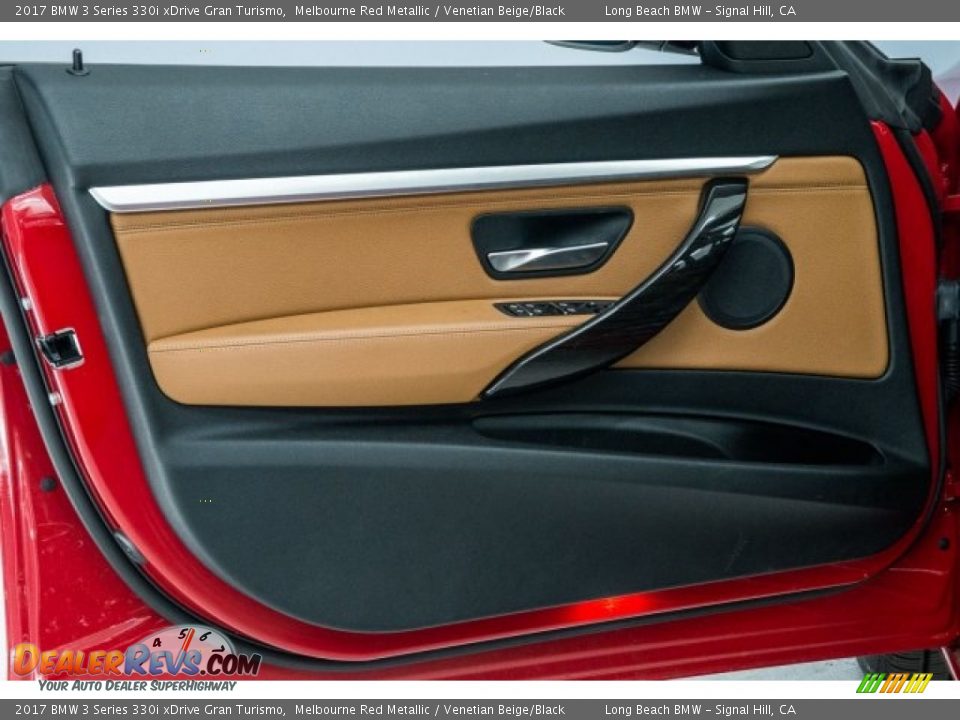 Door Panel of 2017 BMW 3 Series 330i xDrive Gran Turismo Photo #19