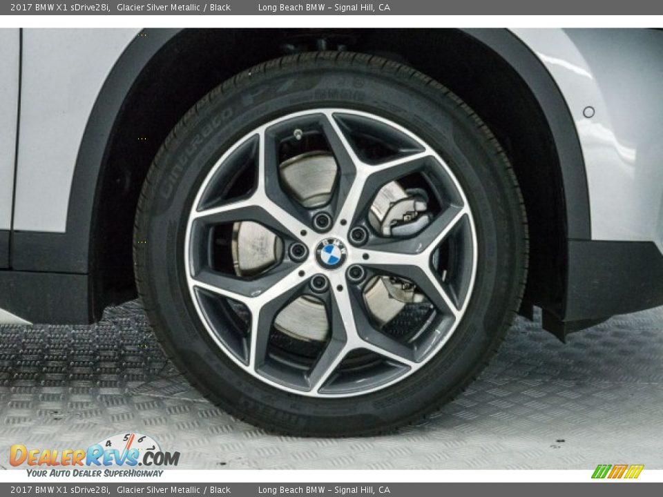2017 BMW X1 sDrive28i Glacier Silver Metallic / Black Photo #8
