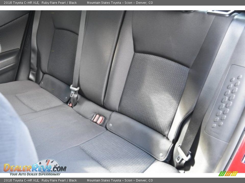 2018 Toyota C-HR XLE Ruby Flare Pearl / Black Photo #7