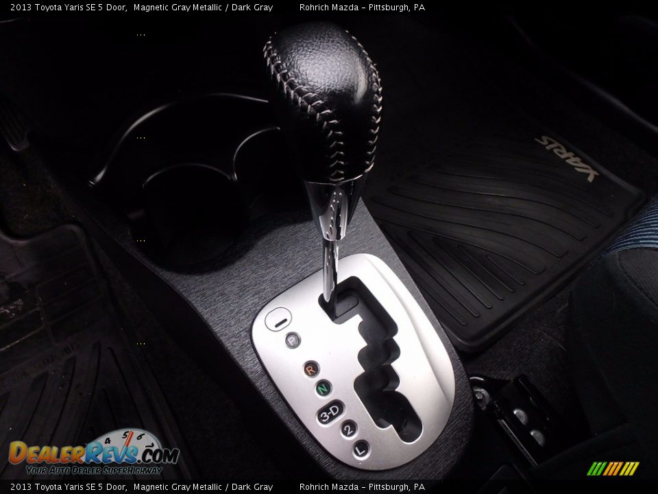 2013 Toyota Yaris SE 5 Door Magnetic Gray Metallic / Dark Gray Photo #9