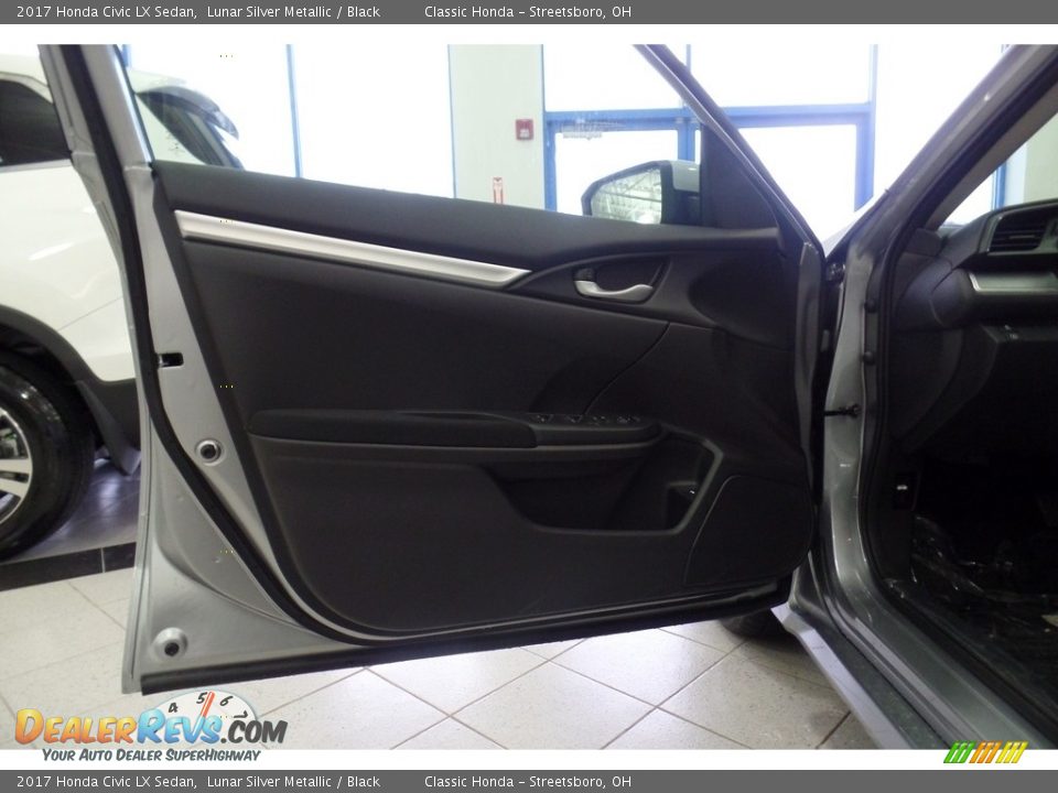 2017 Honda Civic LX Sedan Lunar Silver Metallic / Black Photo #11