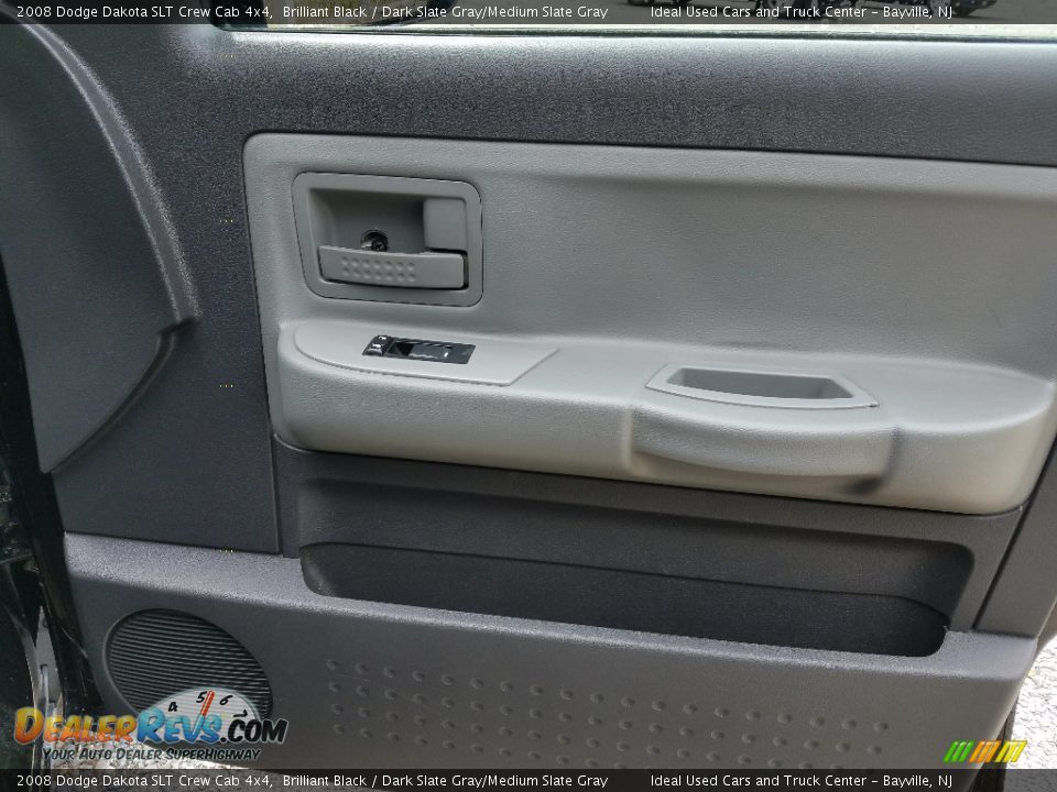 2008 Dodge Dakota SLT Crew Cab 4x4 Brilliant Black / Dark Slate Gray/Medium Slate Gray Photo #9