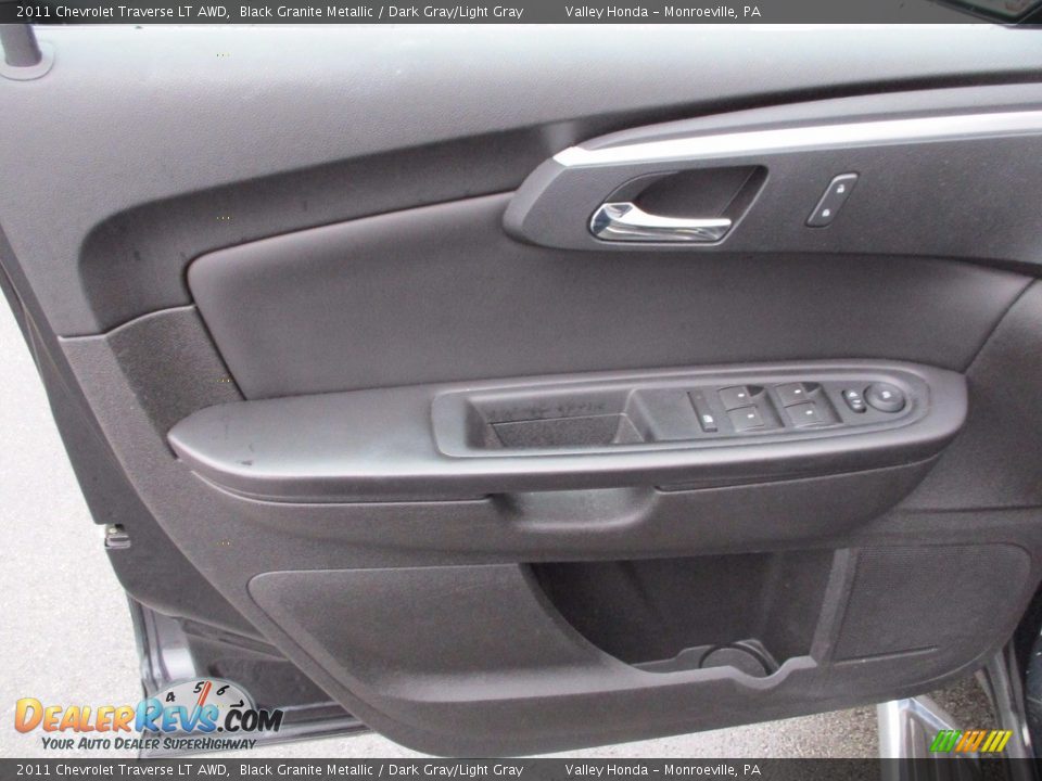 2011 Chevrolet Traverse LT AWD Black Granite Metallic / Dark Gray/Light Gray Photo #10