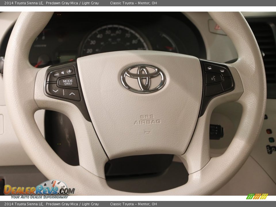 2014 Toyota Sienna LE Predawn Gray Mica / Light Gray Photo #7