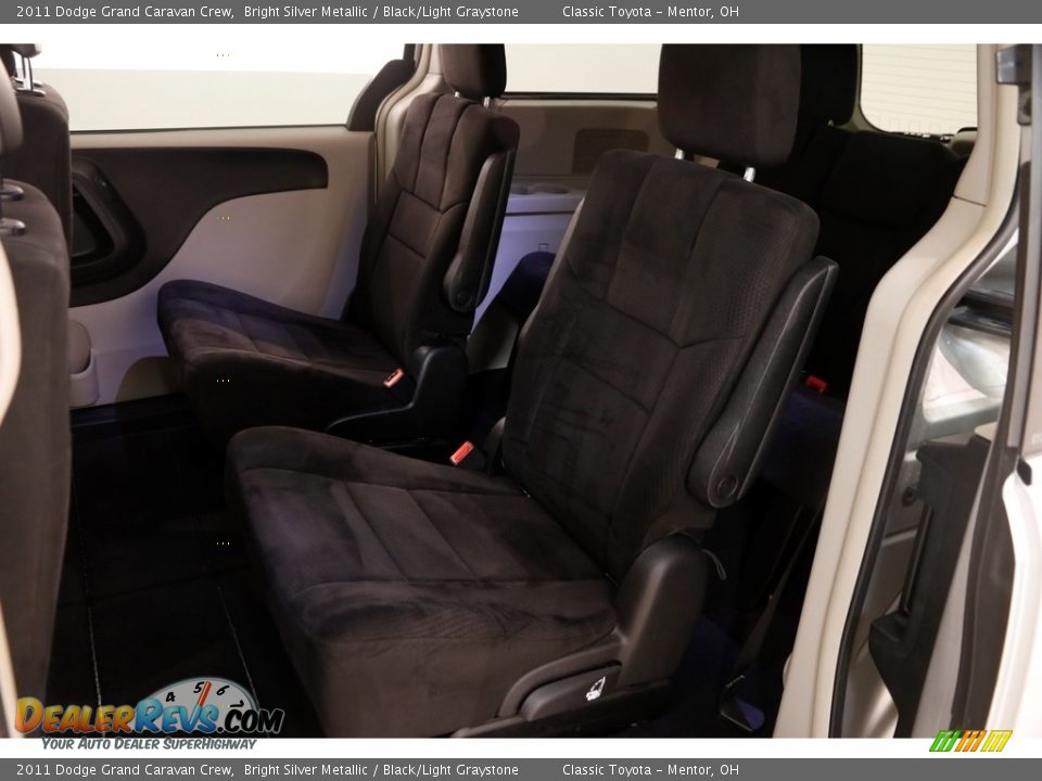 2011 Dodge Grand Caravan Crew Bright Silver Metallic / Black/Light Graystone Photo #17
