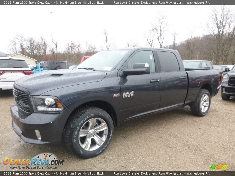 Front 3/4 View of 2018 Ram 1500 Sport Crew Cab 4x4 Photo #1